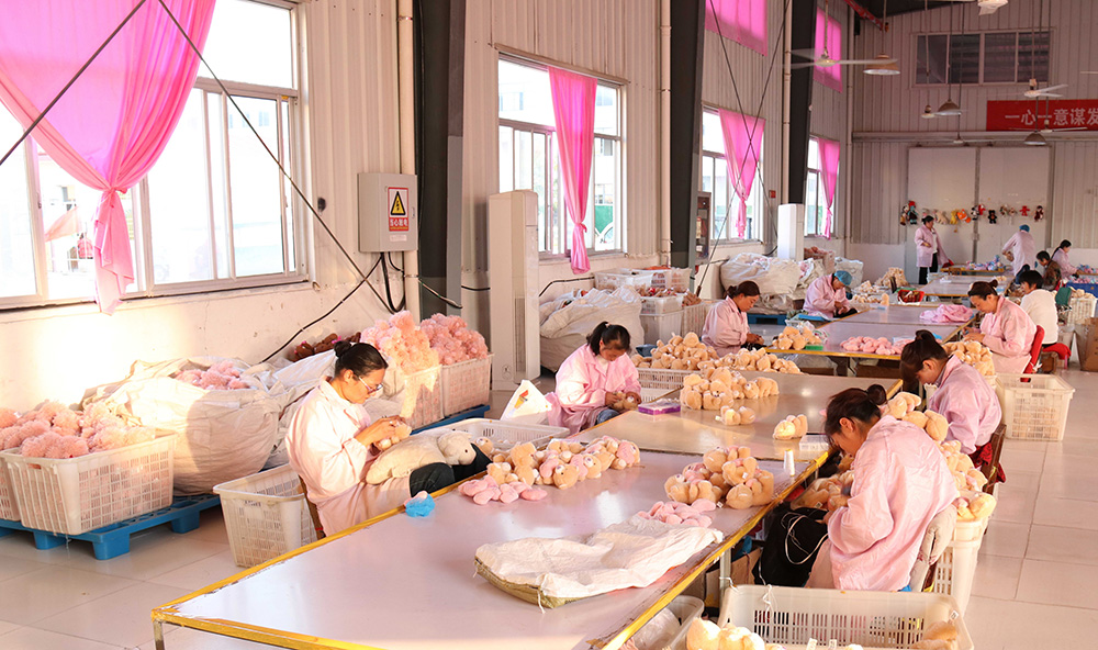 (世界地图里的连联看)波兰克拉科夫:小玩具里的&ldquo;连云港制造&rdquo;密码